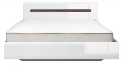 Кровать с подъемным механизмом