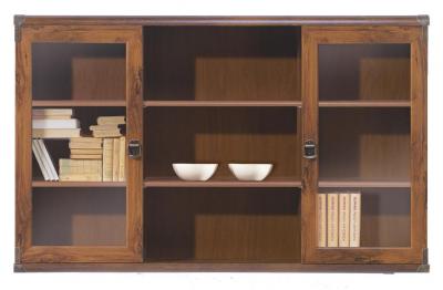 Шкаф настенный